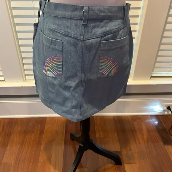 Blue Denim Skirt with Embroidered Design - Picture 4 of 7